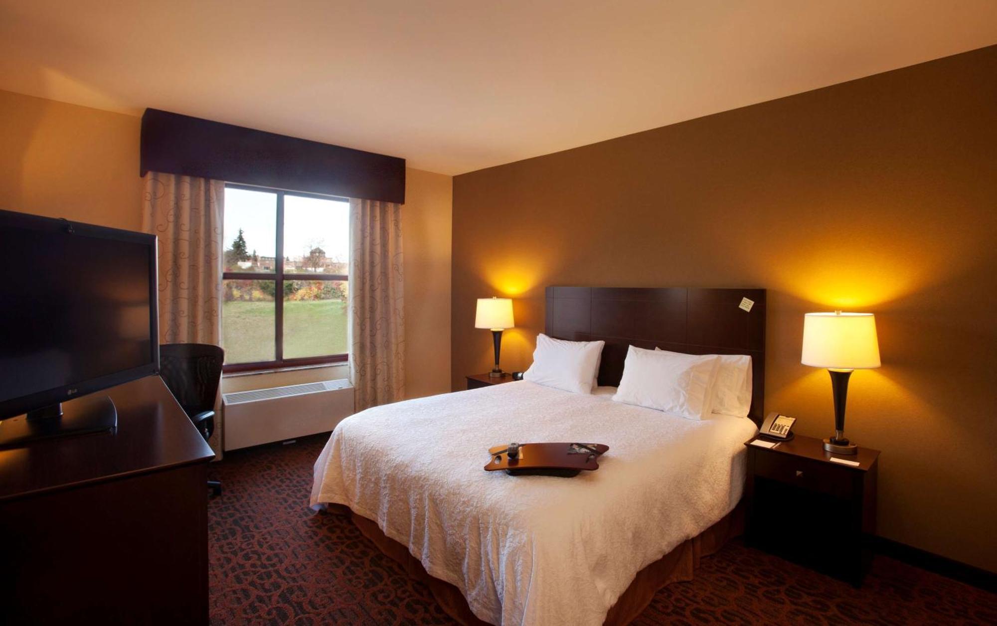 Hampton Inn Marquette-Waterfront Eksteriør bilde