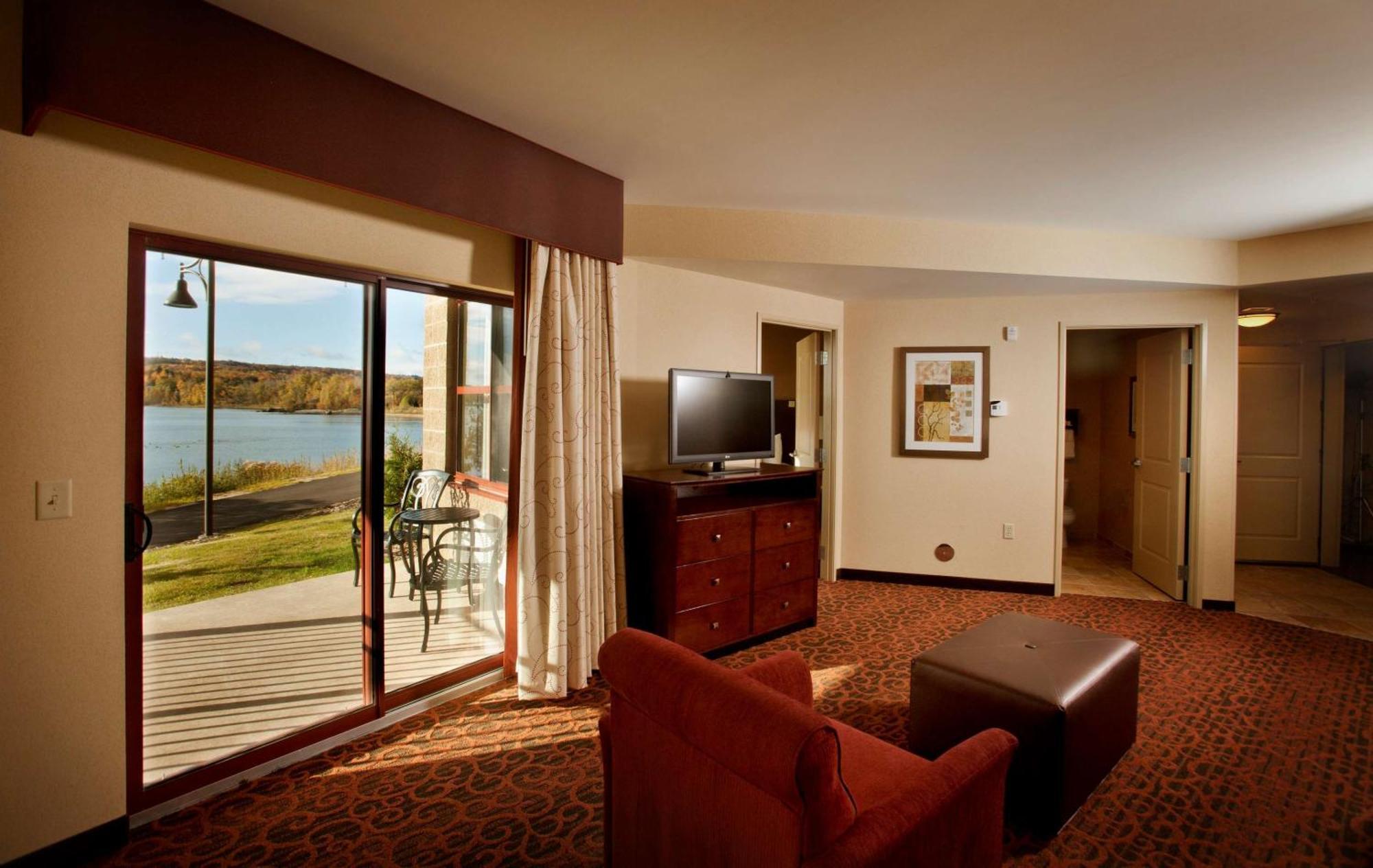 Hampton Inn Marquette-Waterfront Eksteriør bilde