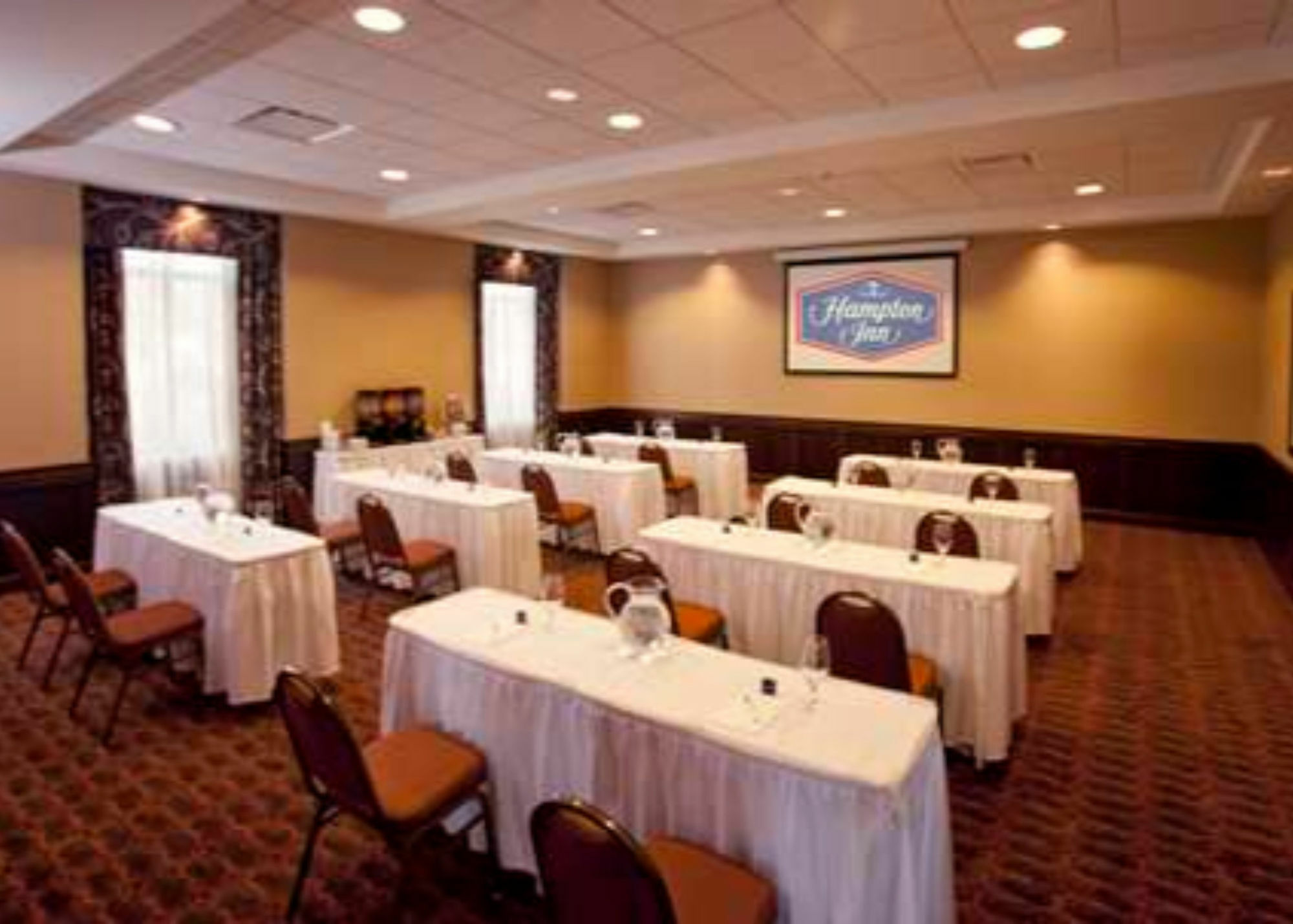 Hampton Inn Marquette-Waterfront Eksteriør bilde